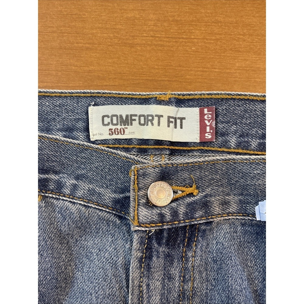 Vintage Y2K Levi's 560 Comfort Fit Jeans Men 40x34 Blue Tapered Leg (Med Wash) - Picture 8 of 11